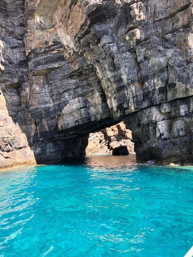 Triton Authentic Cretan Hotel Tsoútsouros